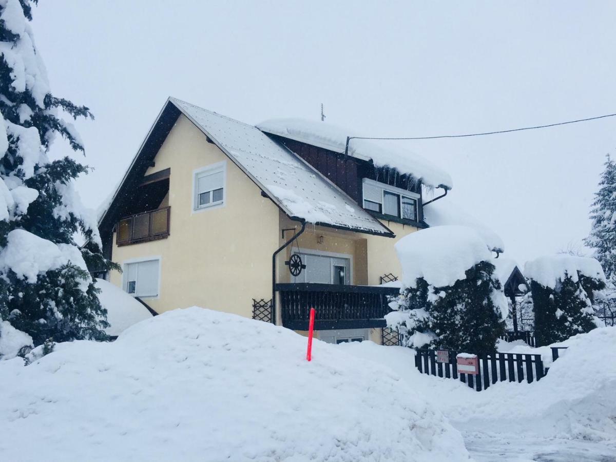 Apartman Belin Ogulin Exteriér fotografie