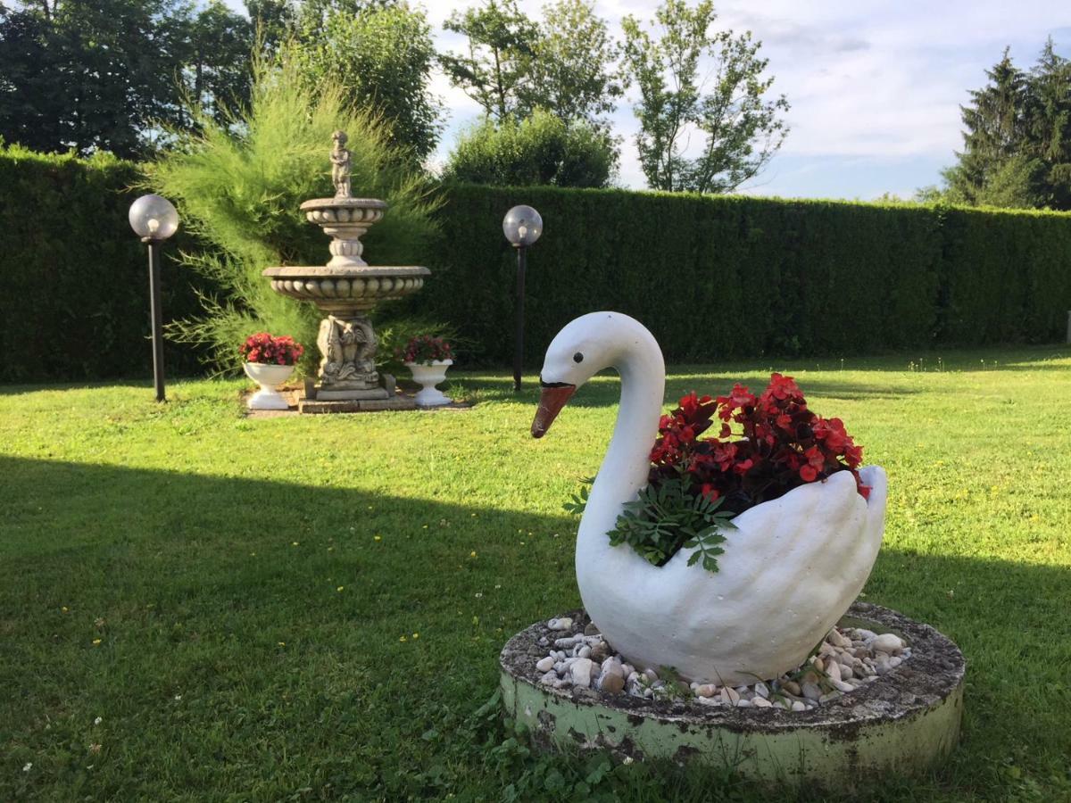 Apartman Belin Ogulin Exteriér fotografie